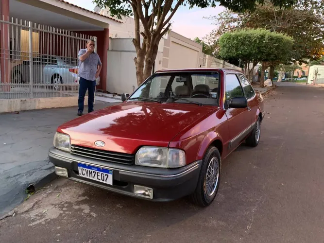 Ford Verona GLX 1.8 (modelo Antigo) 1990