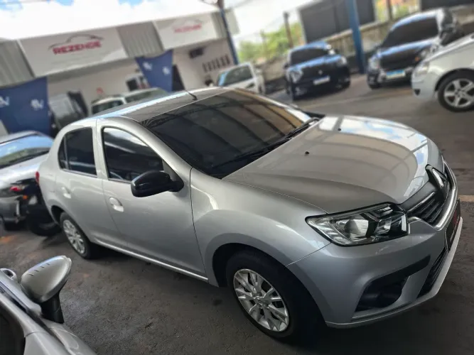 Renault Logan Zen Flex 1.0 12V 4P Mec. 2023