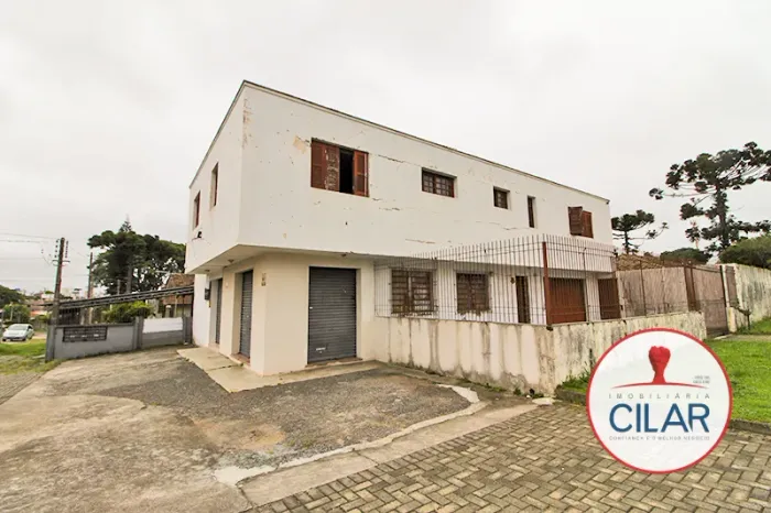 Prédio comercial à venda no Parolin, Curitiba, com 329m² e 2 vagas