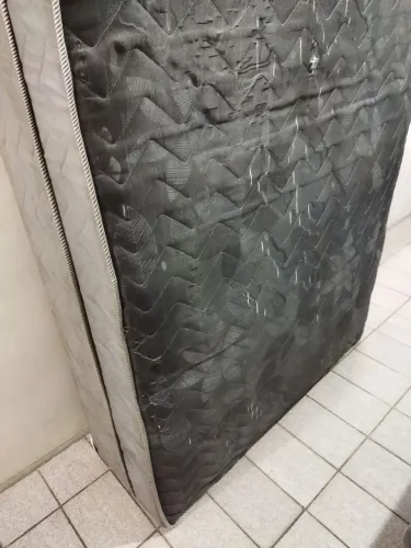 Cana box casal molas usada