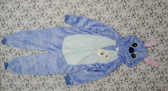 Vendo pijama do Stitch