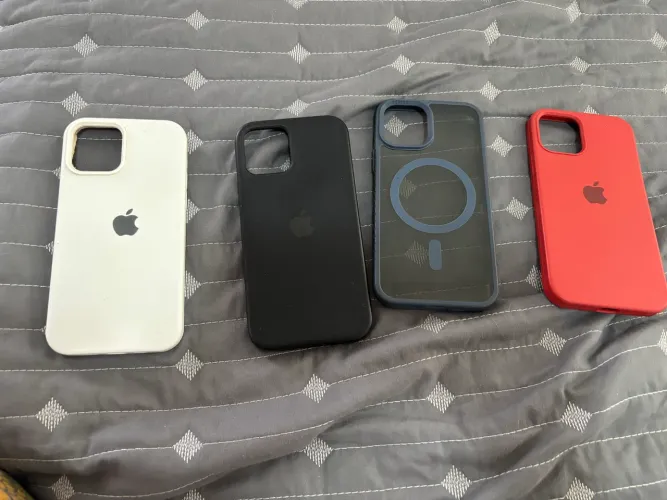 Capinhas IPhone 12 