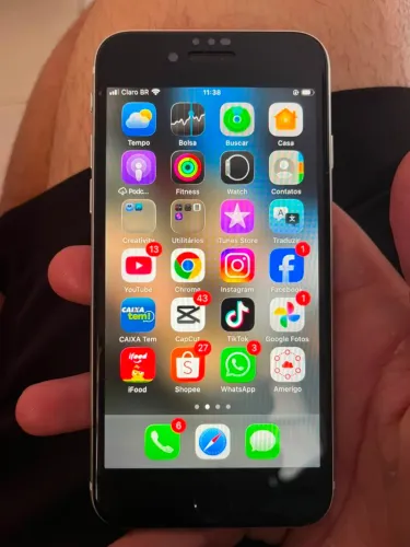 Troco IPhone SE em iPhone XR ou vendo