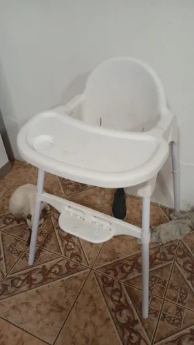 Cadeirinha de alimentação 