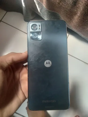 Motorola E22 para a retirada de peças