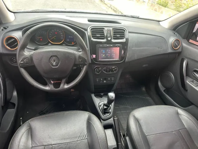 Renault Sandero Step. Easy R H-power 1.6 8V 2015