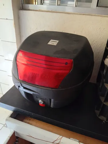 Baú para moto 27 LT