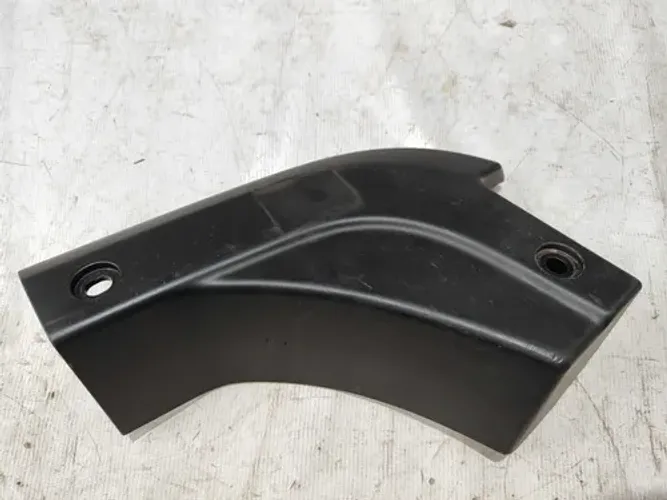 Moldura Caçamba Lado Direito Fiat Strada 2021/204  Original