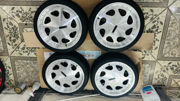  roda Pingo Dágua Wolfsburg 17 4x100 com (pneus goodyear) 195/40/17 roda pneus novo 