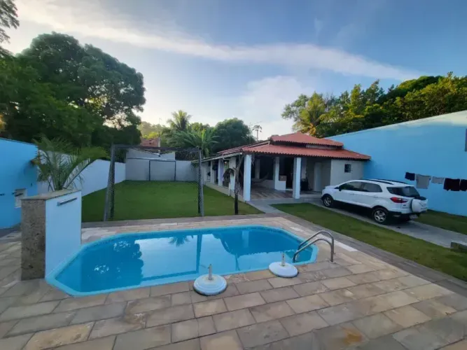 Casa C/ Quintal Pronta Para Lazer