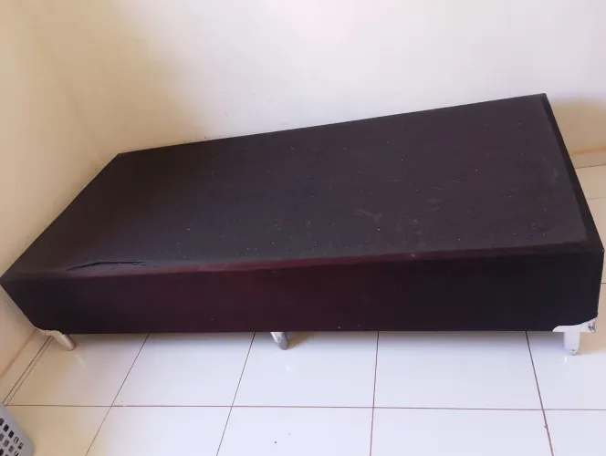 Base de cama de solteiro 