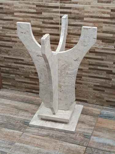 base de mesa em mármore Travertino Nacional