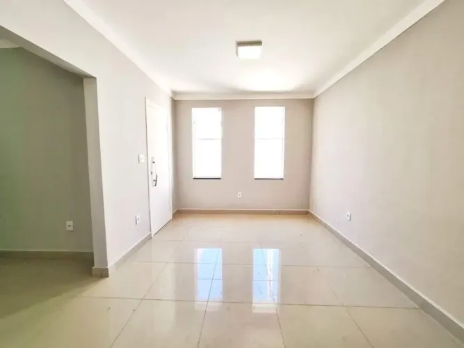 Casa 3 quartos 107 m² Jardim Roseira