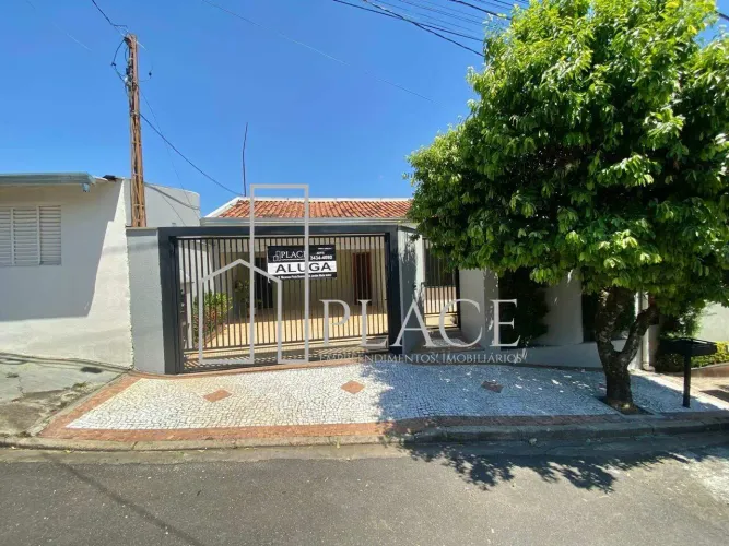 Casa residencial com 3 quartos e suíte para alugar no Bairro Cascata, em Marília