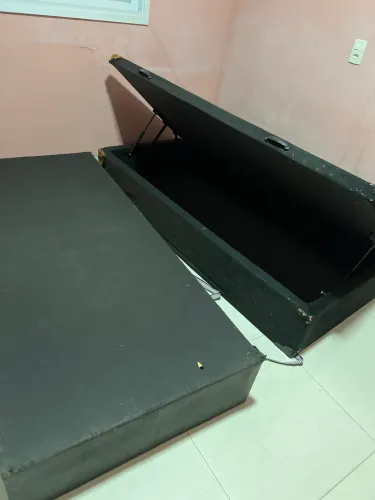 Vende-se cama box