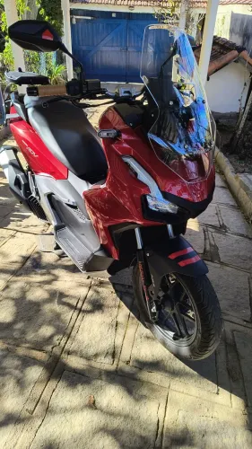 Mais zero impossível, perfeita em tudo, equipada com o melhor.