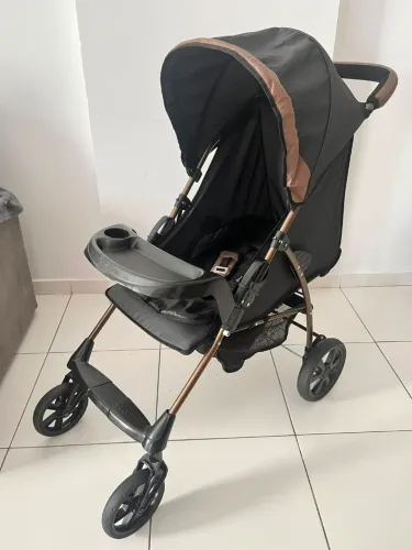 Carrinho de bebê Galzerano 