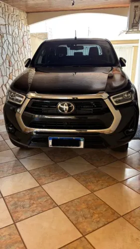 Toyota Hilux CD SRX 4X4 2.8 TDI 16V Diesel Aut. 2023