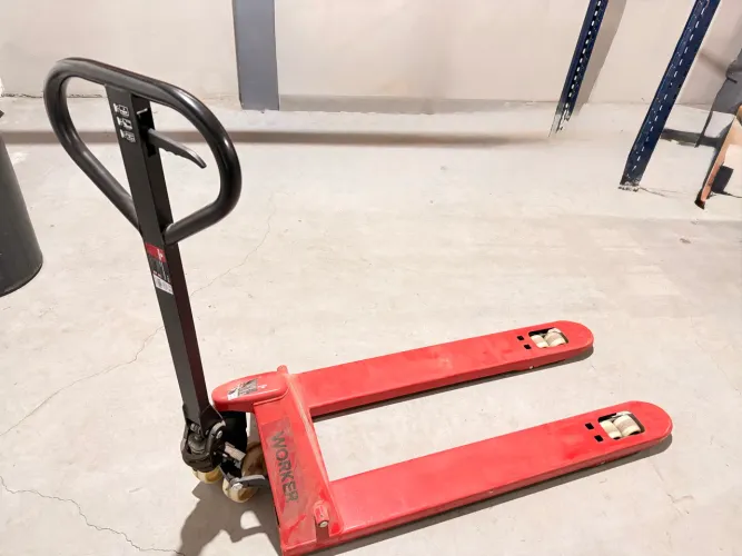 Paleteira Manual Hidráulica com Roda Dupla 2Ton - Worker?