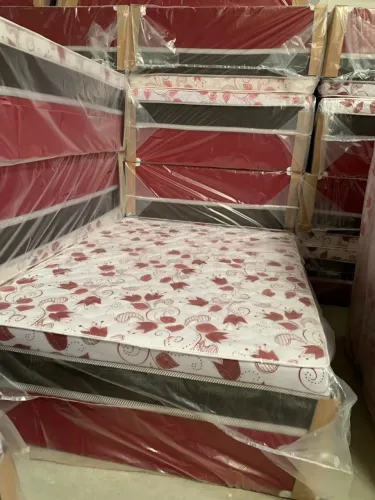 2 camas de solteiro R$800,00