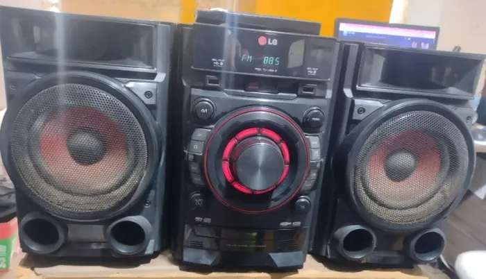 Mini System LG 180W, 2 USB, CM 4330