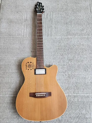 Godin A6 Ultra