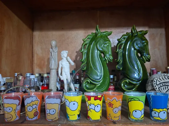 Lote com 8 copos de vidro colecionáveis dos Simpsons oficiais FOX