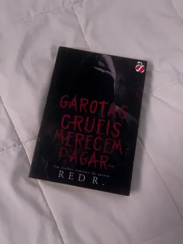 Livro Garotas cruéis merecem pagar