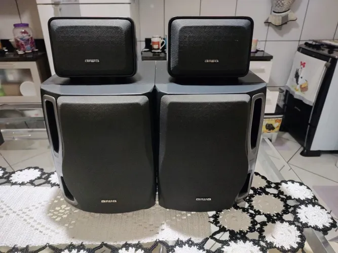 Par de caixas acústicas + surronds Aiwa para modelo nsx 999 Mk2 ( antigas e usadas )