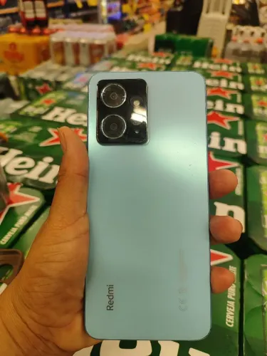 Vende-se dois celulares