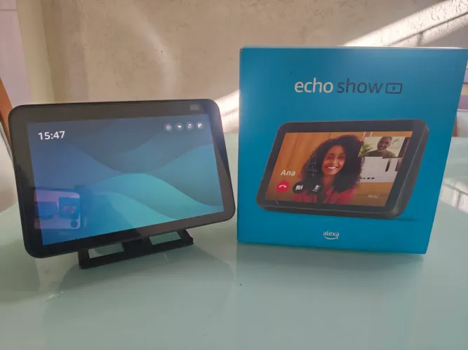 Echo Show 8, segunda geração, Alexa
