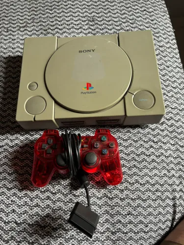 PS 1 em perfeito estado 