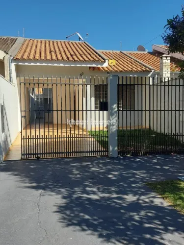 Casa para alugar em Maringá, Jardim Itália, com 3 quartos, com 100 m²