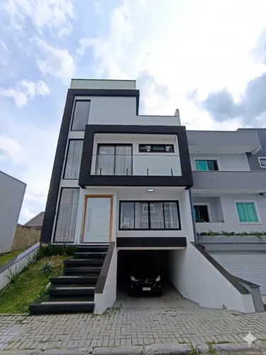 Casa em Condomínio para Venda em Curitiba, Pinheirinho, 3 dormitórios, 1 suíte, 3 banheiro