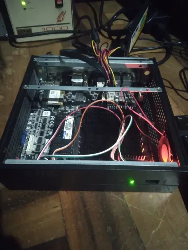 Mini Pc Intel Celeron J4105 4 Gb ddr4 ssd 128