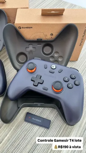 Vendo Controle Gamesir T4 Lite