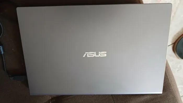 Notebook Asus X515JF-EJ153T Intel Core i5 8GB 256G - USADO