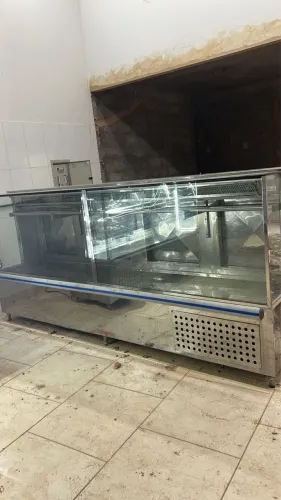 VENDO BALCÃO AÇOUGUE 3MT - PENDURAR