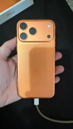iPhone 17 pro max 