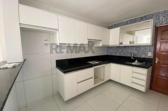 Casa Mobiliada no Sport Clube Natal: Moderna e Bem Localizada!