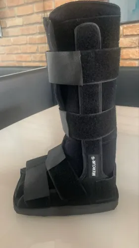 Bota imobilizadora calça 37
