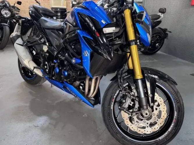 SUZUKI GSX-S 750 2019