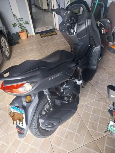 Nmax 160 preto pneus zero zero
