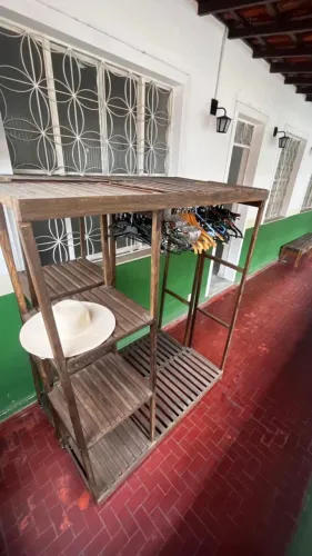 Guarda roupas /Arara móvel