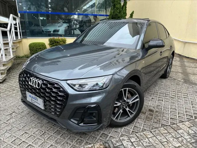 Audi Q5 SB P Black. 2.0 TFSIe S.tr. QT (hib.) 2022