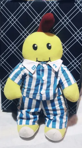 boneco bana de pijama original 