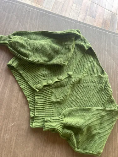 Casaquinho tricô verde oliva