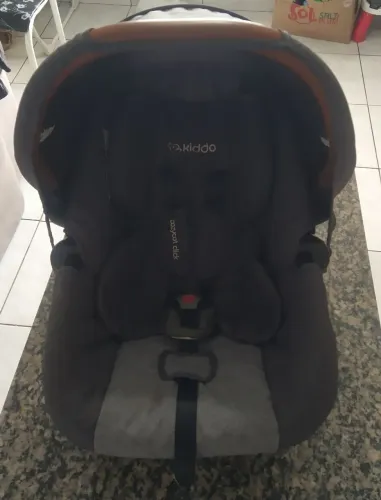 Bebê conforto Kiddo