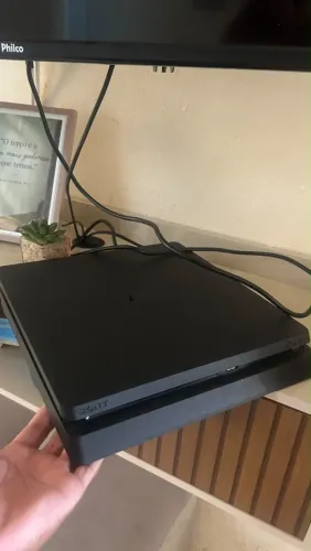 PS4 1TB Usado + Controle + 2 Jogos
