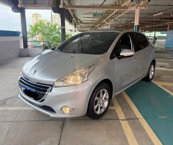 Peugeot 208 Allure 1.6 Flex 16V 5P Aut. 2016